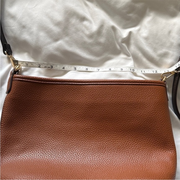 Fabriano Italia 100% Leather Made in Italy Chic Tan Crossbody Bag - Picture 5 of 6